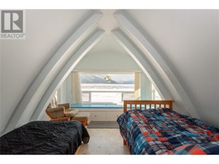 6820 Trans Canada Highway Nw Unit# 2. Salmon Arm, British Columbia