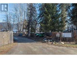 6820 Trans Canada Highway Nw Unit# 2. Salmon Arm, British Columbia