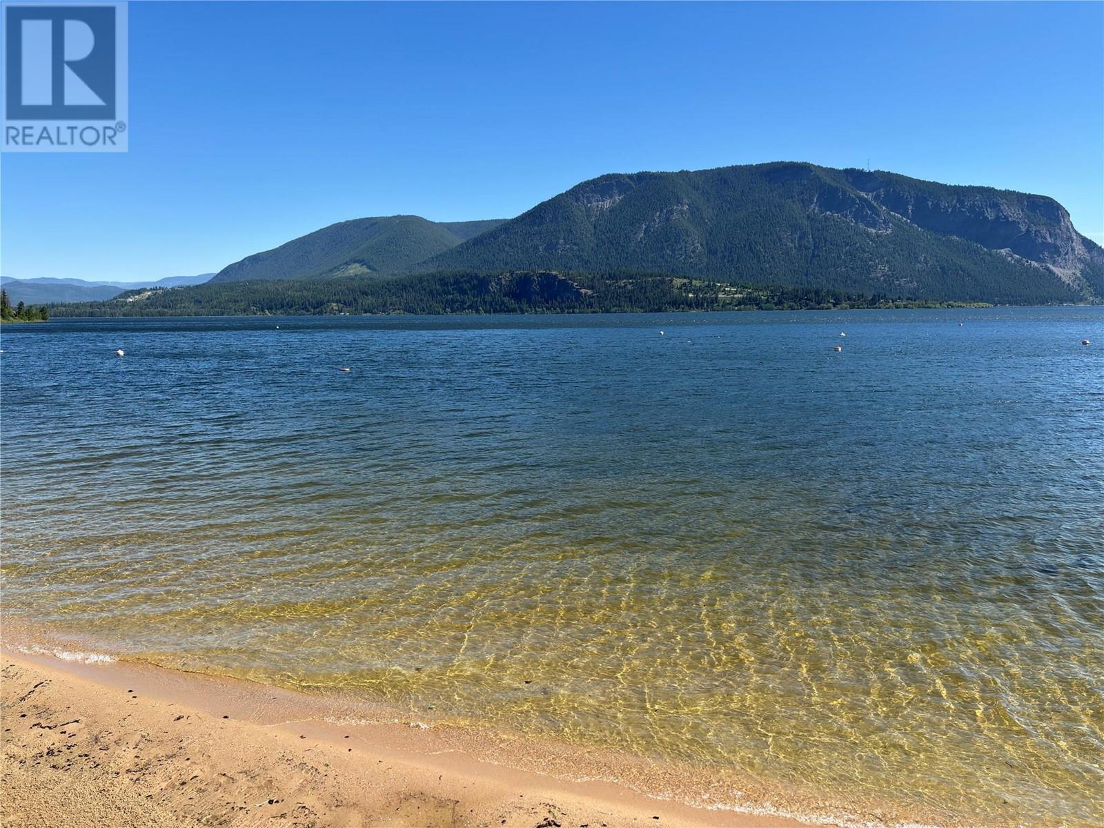 6820 Trans Canada Highway Nw Unit# 2. Salmon Arm, British Columbia