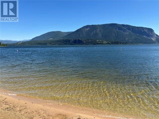 6820 Trans Canada Highway Nw Unit# 2. Salmon Arm, British Columbia