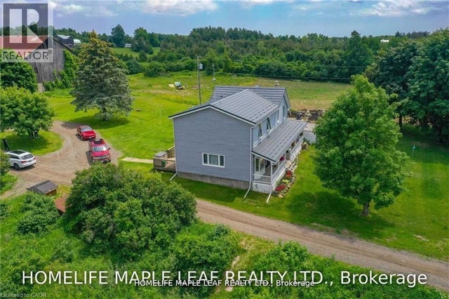 12097 6th Line Nassagaweya, Milton