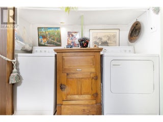 3096 Lindberg Road. Sorrento, British Columbia