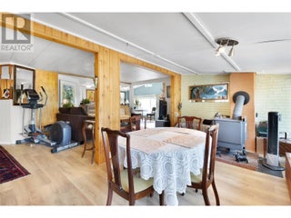 3096 Lindberg Road. Sorrento, British Columbia