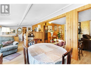 3096 Lindberg Road. Sorrento, British Columbia