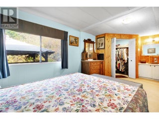 3096 Lindberg Road. Sorrento, British Columbia