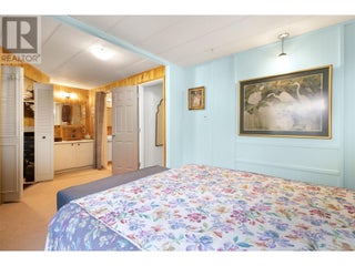 3096 Lindberg Road. Sorrento, British Columbia