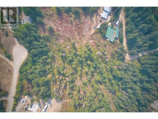 3096 Lindberg Road. Sorrento, British Columbia