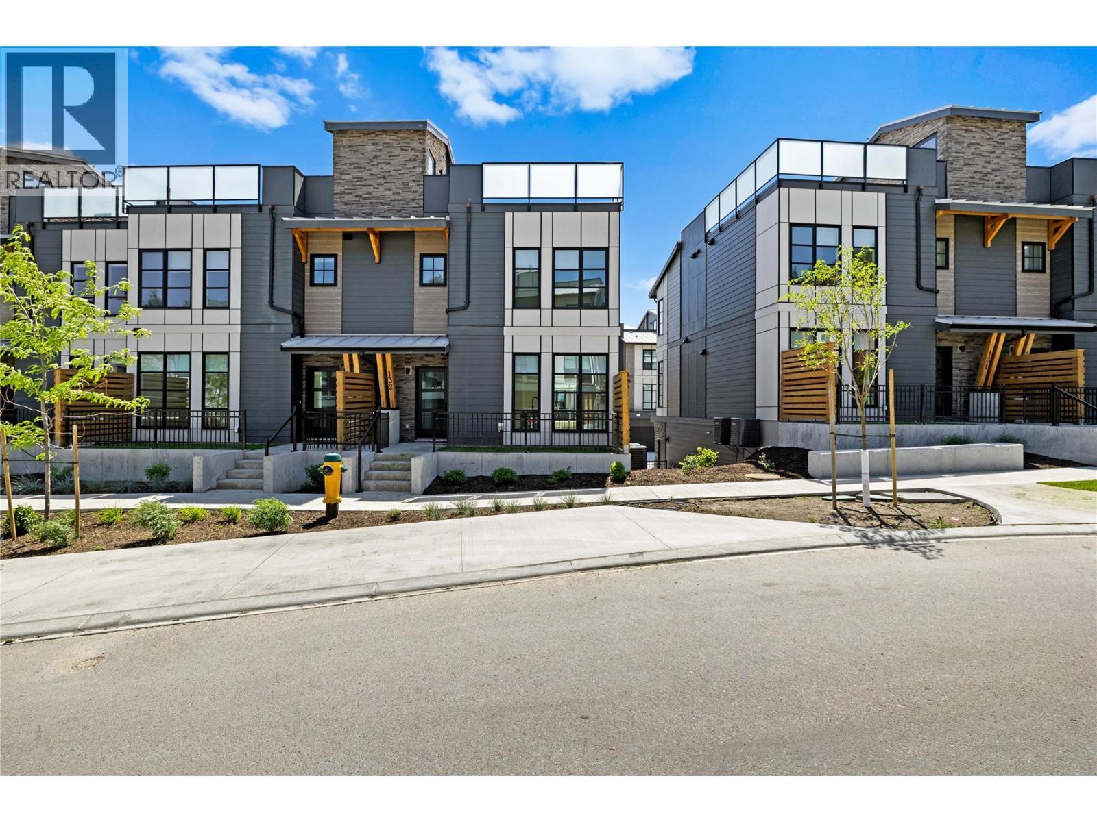 1455 Cara Glen Court Unit# 132. Kelowna, British Columbia