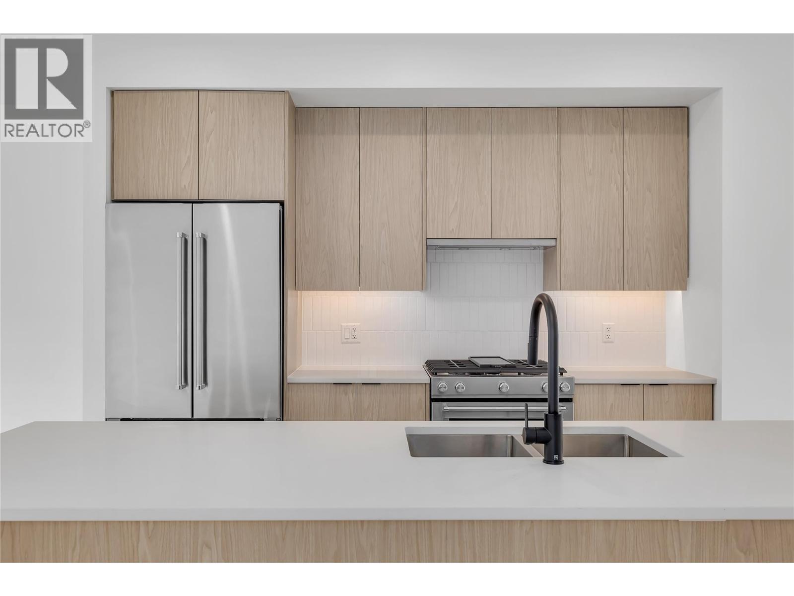 1455 Cara Glen Court Unit# 132. Kelowna, British Columbia