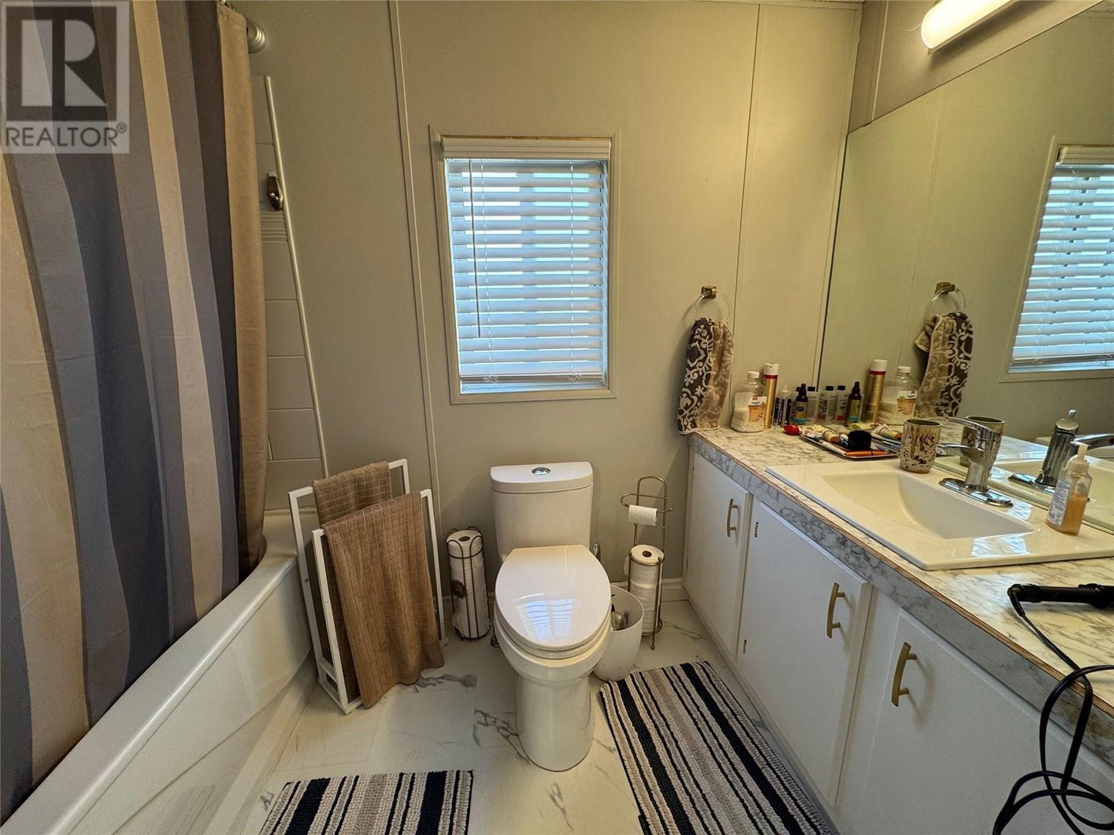 720 Commonwealth Road Unit# 222. Kelowna, British Columbia