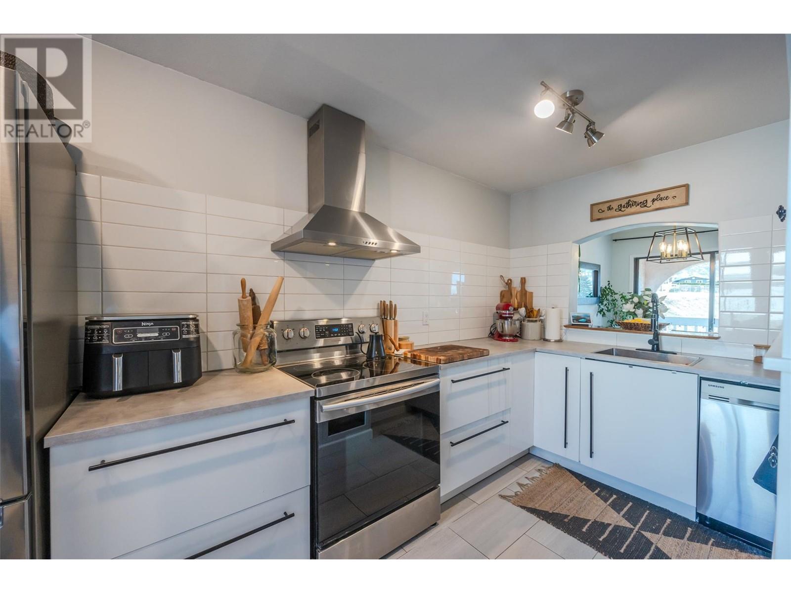 8043 Vedette Drive Unit# 1a. Osoyoos, British Columbia