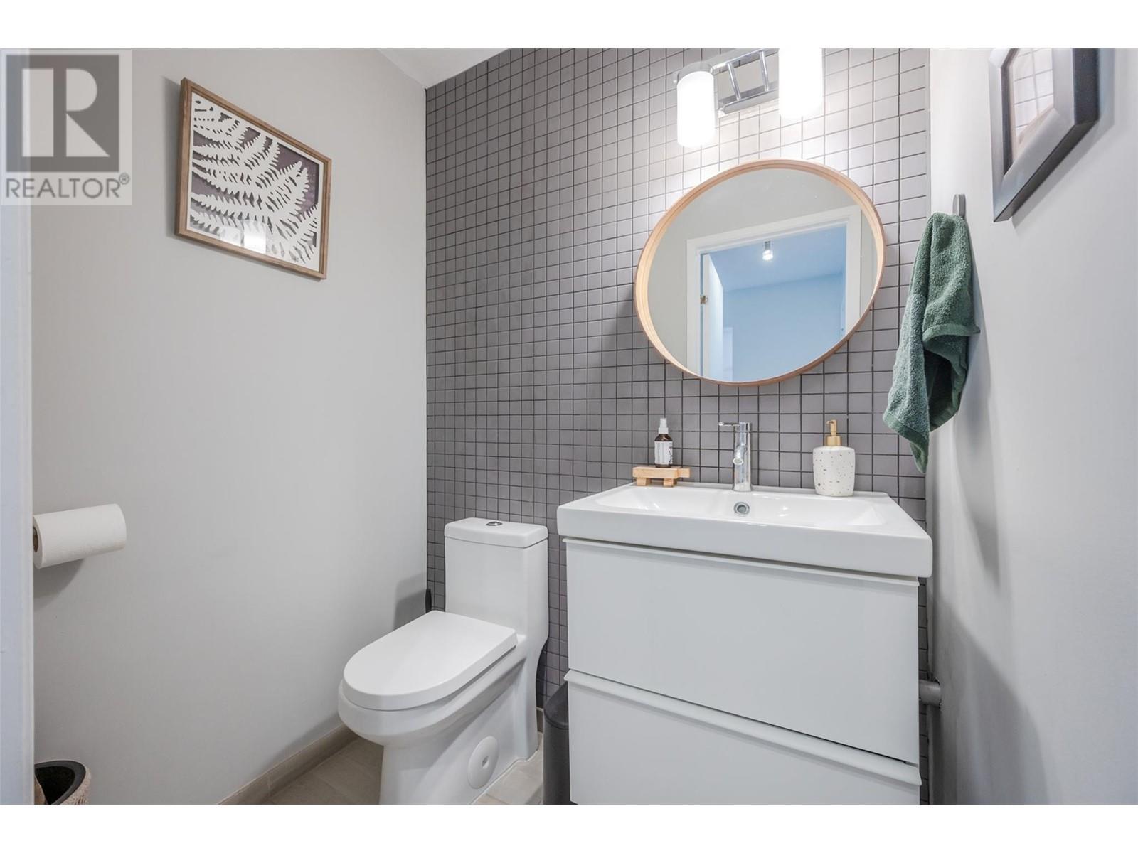 8043 Vedette Drive Unit# 1a. Osoyoos, British Columbia