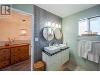 8043 Vedette Drive Unit# 1a. Osoyoos, British Columbia