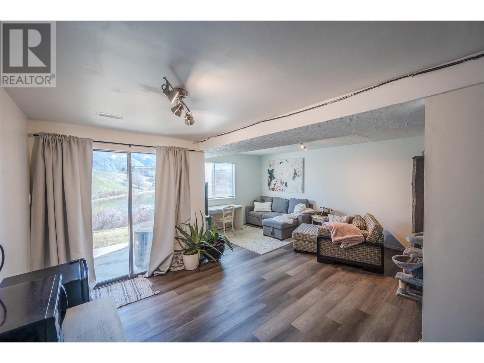 8043 Vedette Drive Unit# 1a. Osoyoos, British Columbia
