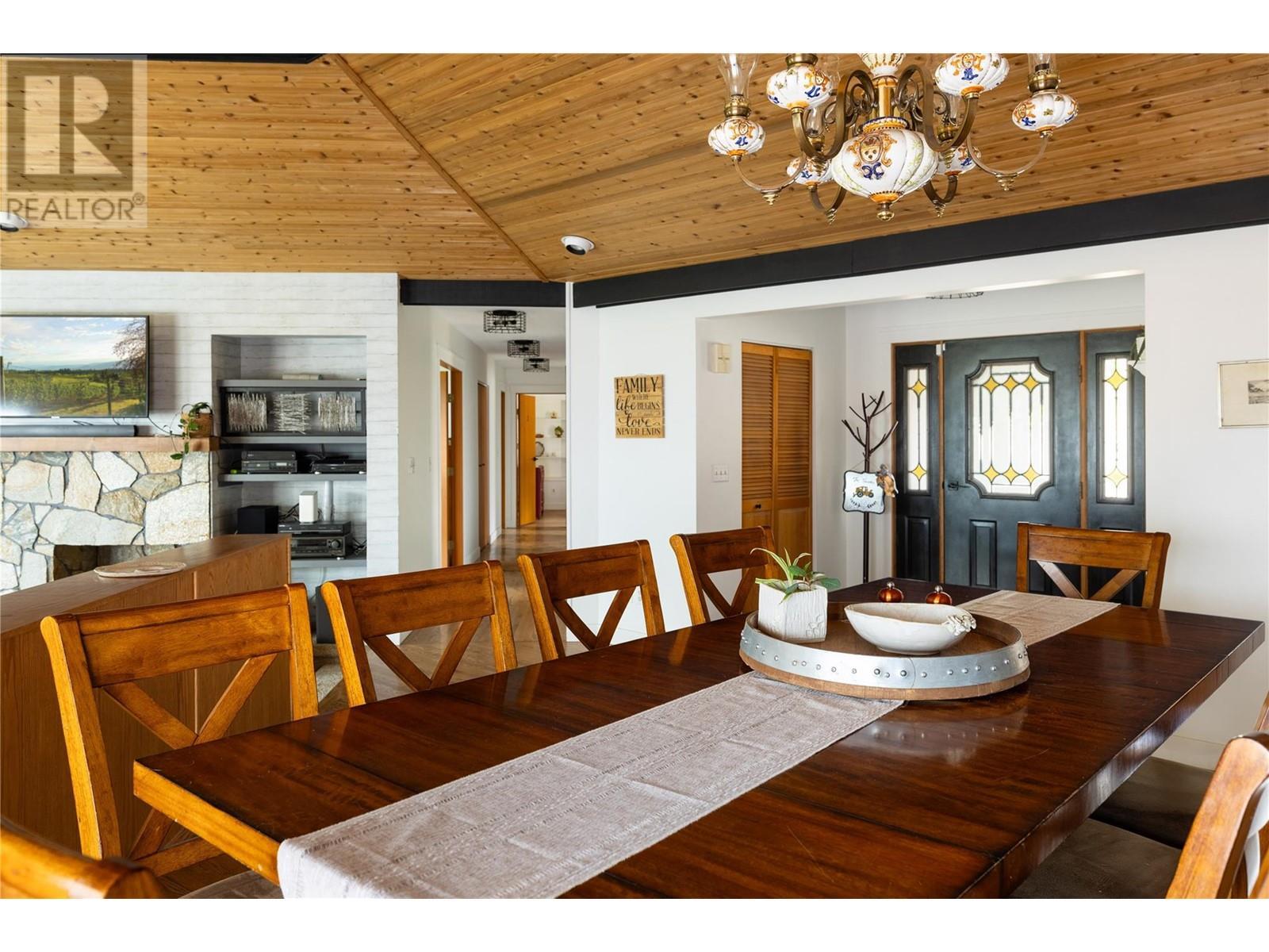 5620 Neil Road. Vernon, British Columbia