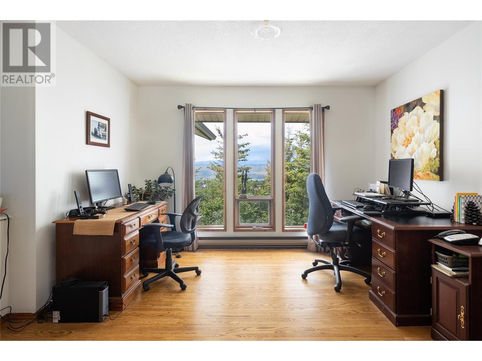 5620 Neil Road. Vernon, British Columbia