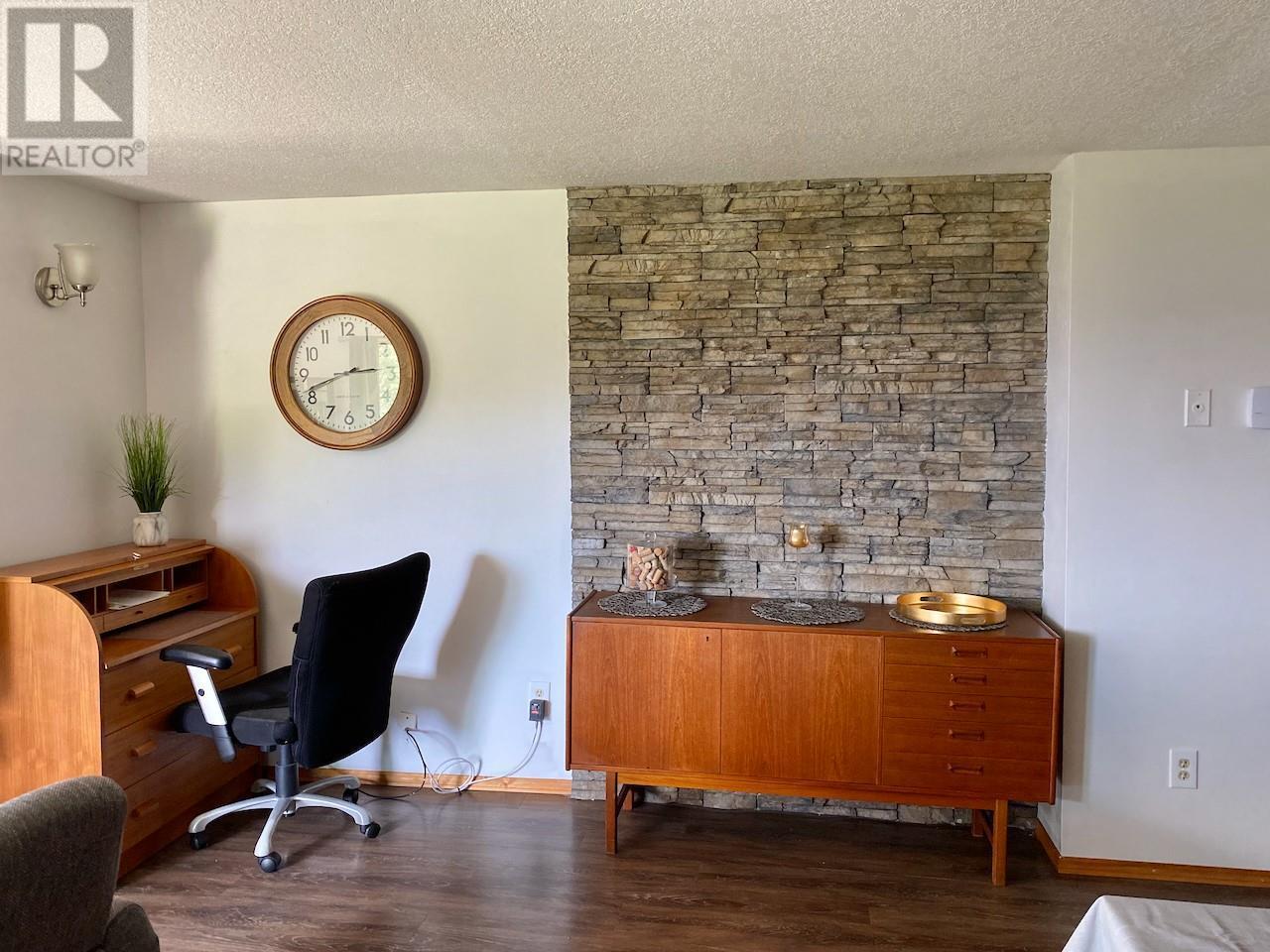 5620 Neil Road. Vernon, British Columbia