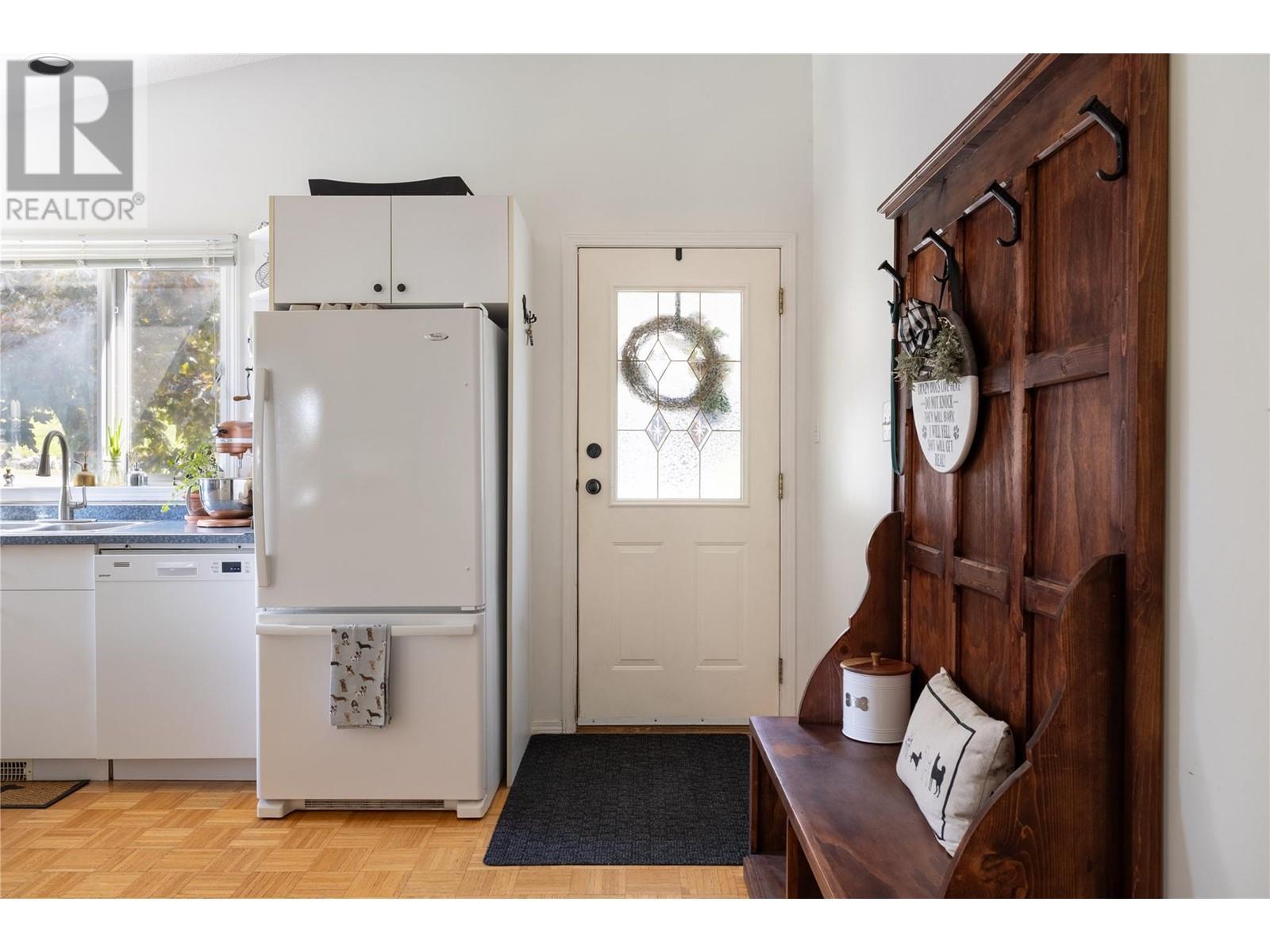 5620 Neil Road. Vernon, British Columbia