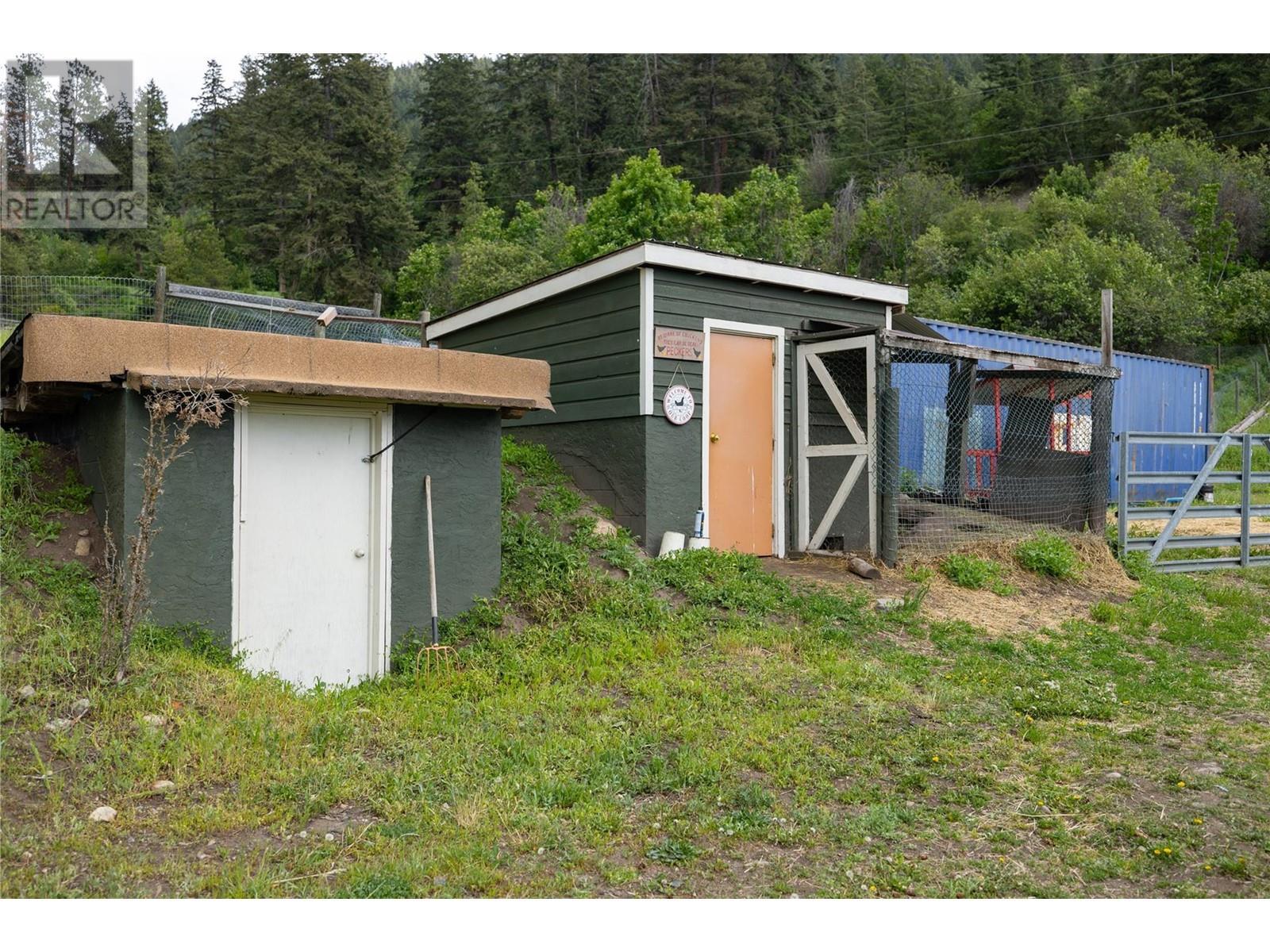 5620 Neil Road. Vernon, British Columbia