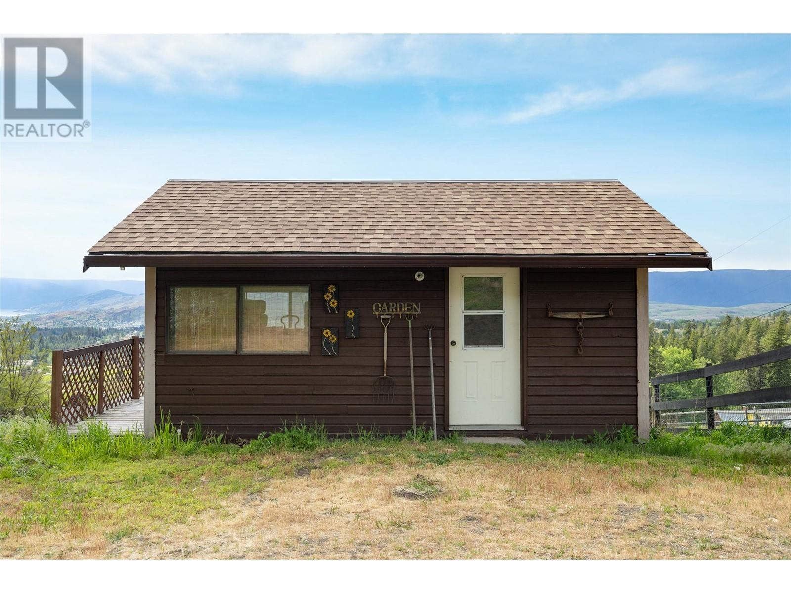 5620 Neil Road. Vernon, British Columbia