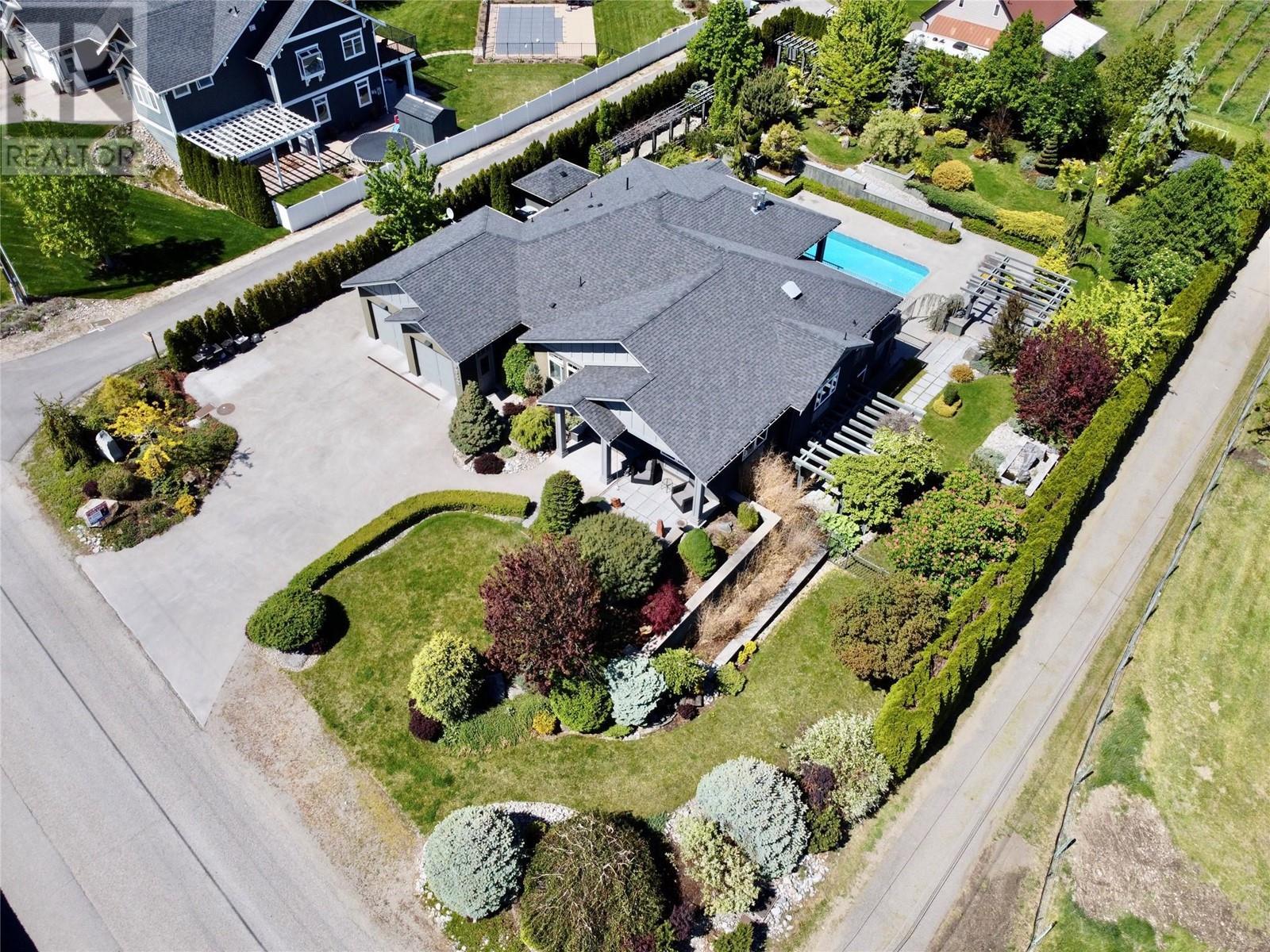 5642 Yarrow Street. Oliver, British Columbia