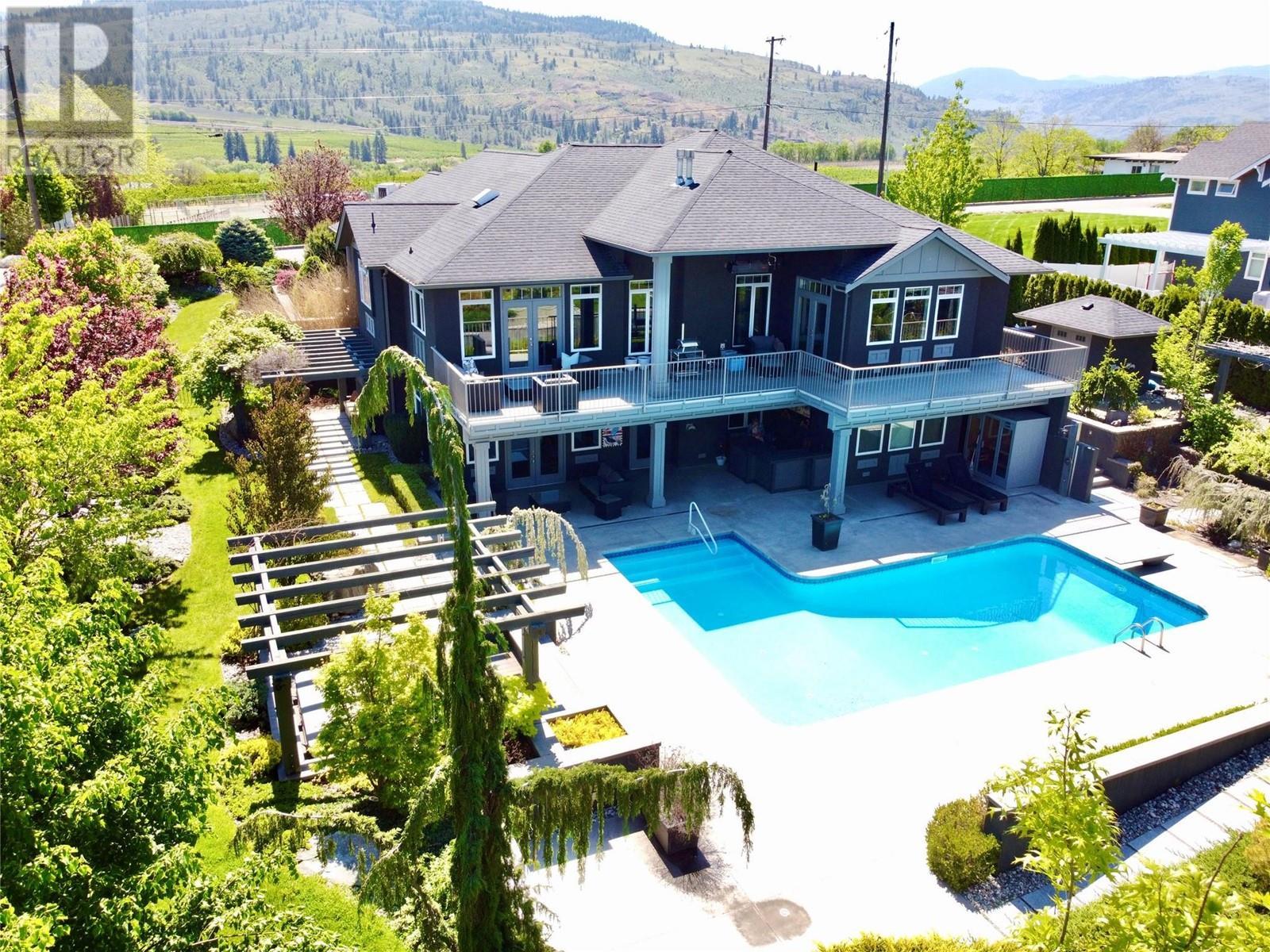 5642 Yarrow Street. Oliver, British Columbia