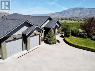5642 Yarrow Street. Oliver, British Columbia