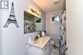 795 Elliot Avenue. Kelowna, British Columbia