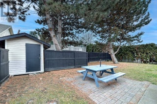 795 Elliot Avenue. Kelowna, British Columbia