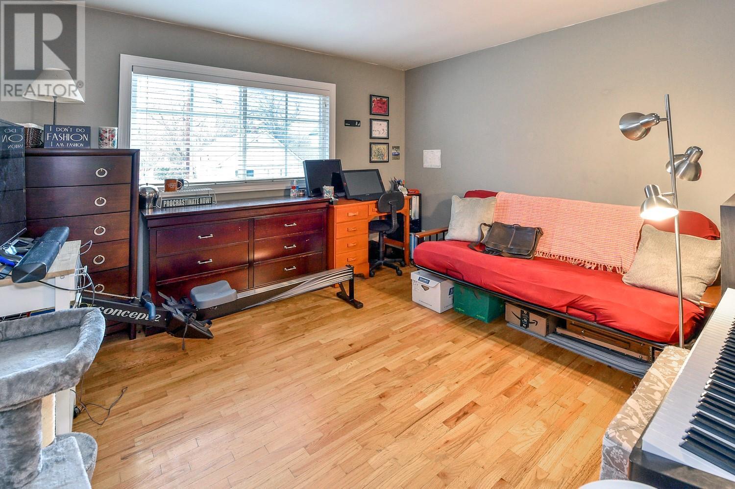 795 Elliot Avenue. Kelowna, British Columbia