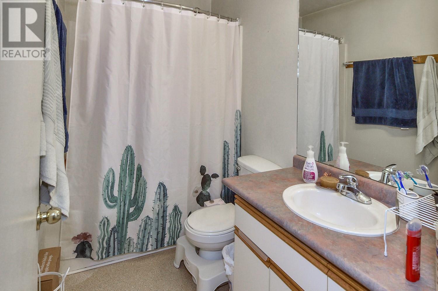 795 Elliot Avenue. Kelowna, British Columbia