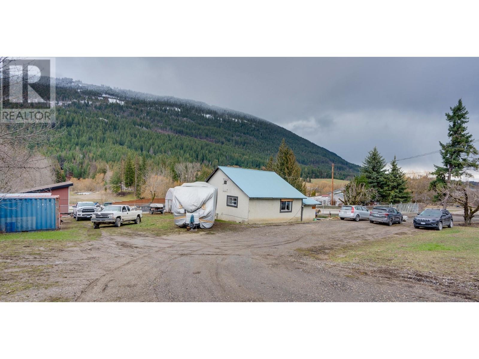 4600 50 Street Ne. Salmon Arm, British Columbia