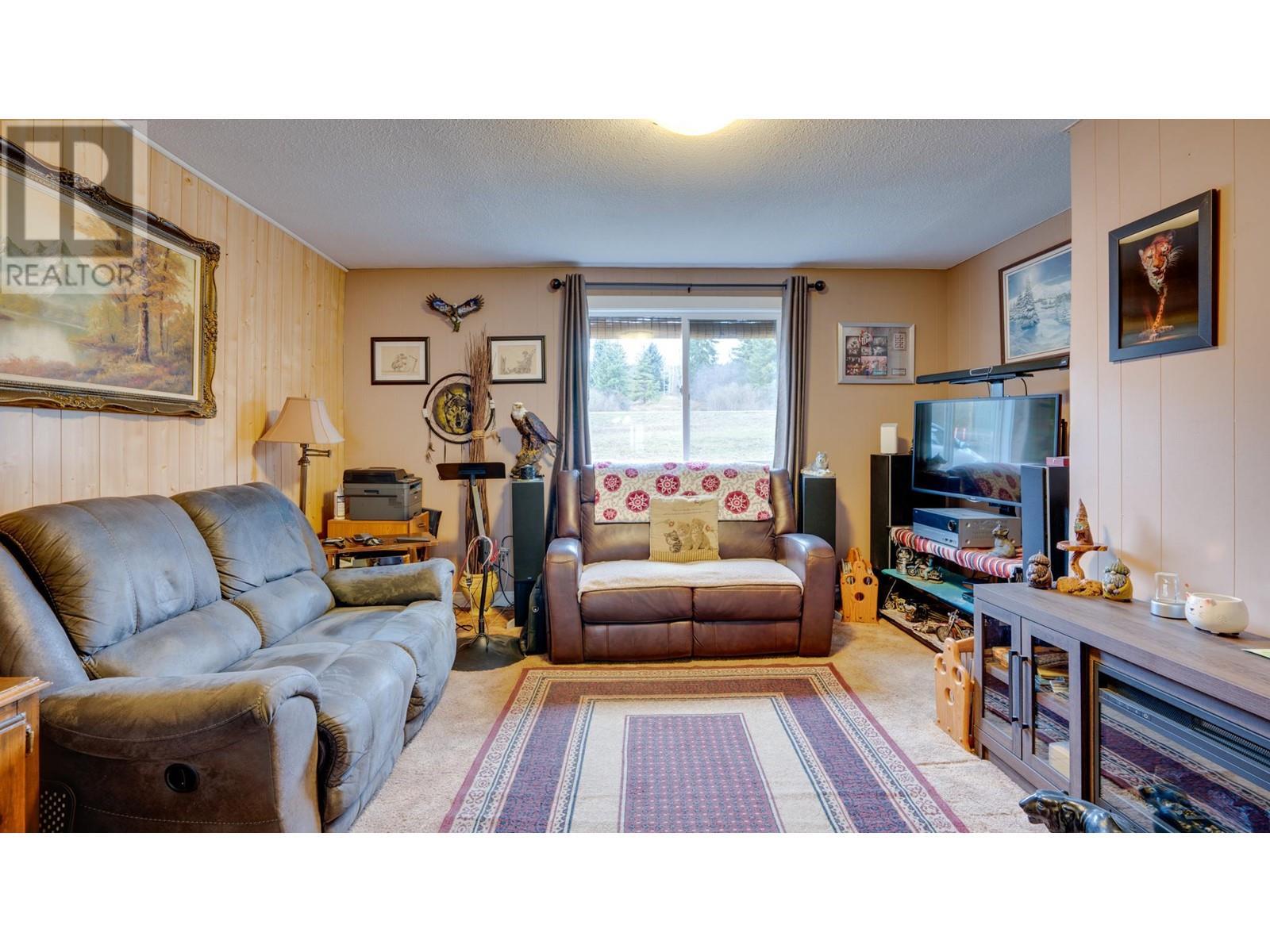 4600 50 Street Ne. Salmon Arm, British Columbia