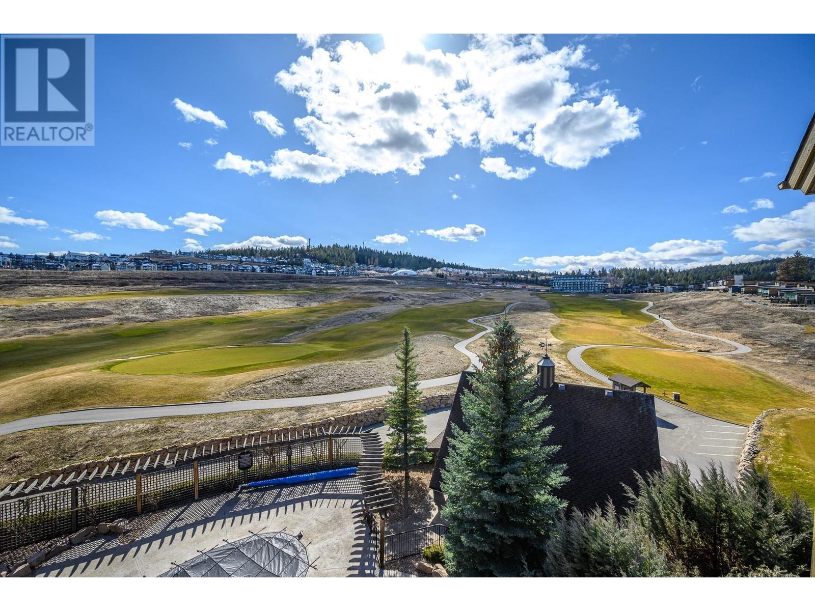 101 Village Centre Court Unit# 432. Vernon, British Columbia