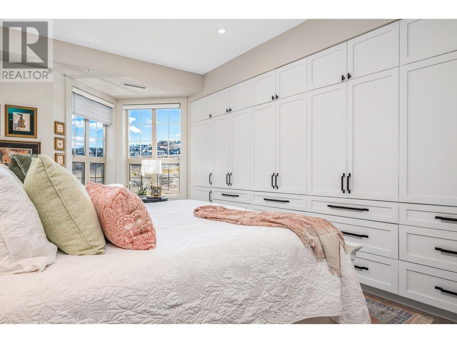 101 Village Centre Court Unit# 432. Vernon, British Columbia