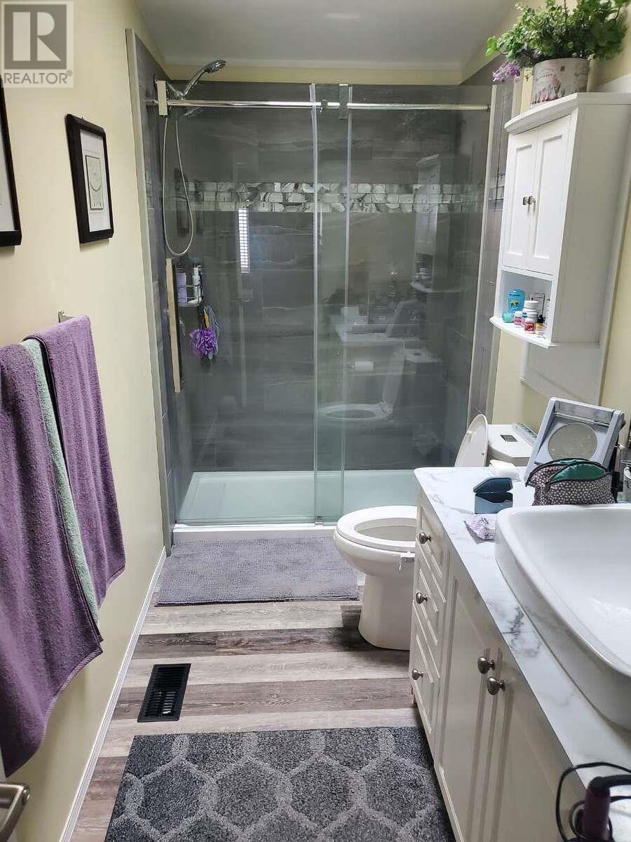 1510 Trans Canada Highway Unit# 32. Sorrento, British Columbia