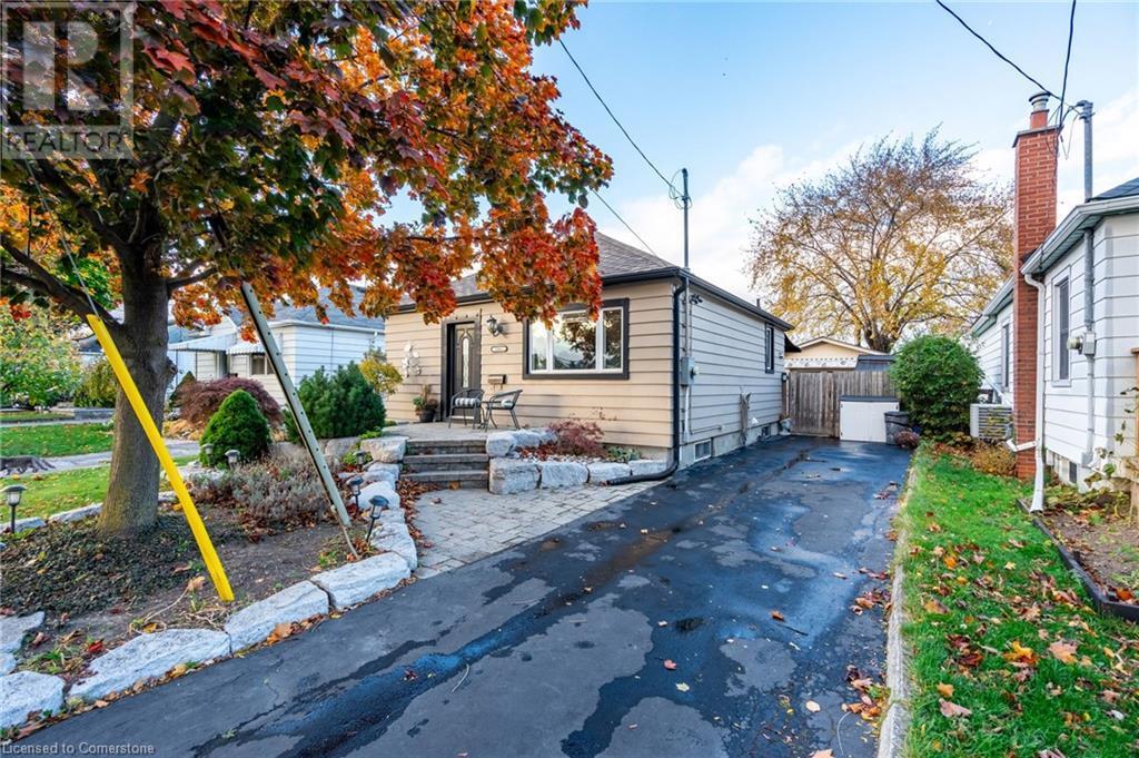 1061 Central Avenue, Hamilton