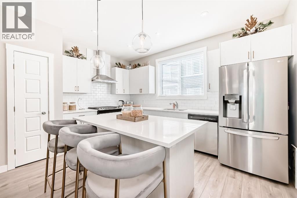 410 Cranbrook Walk Se, Calgary