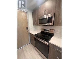 345 Dougall Road N Unit# 323. Kelowna, British Columbia