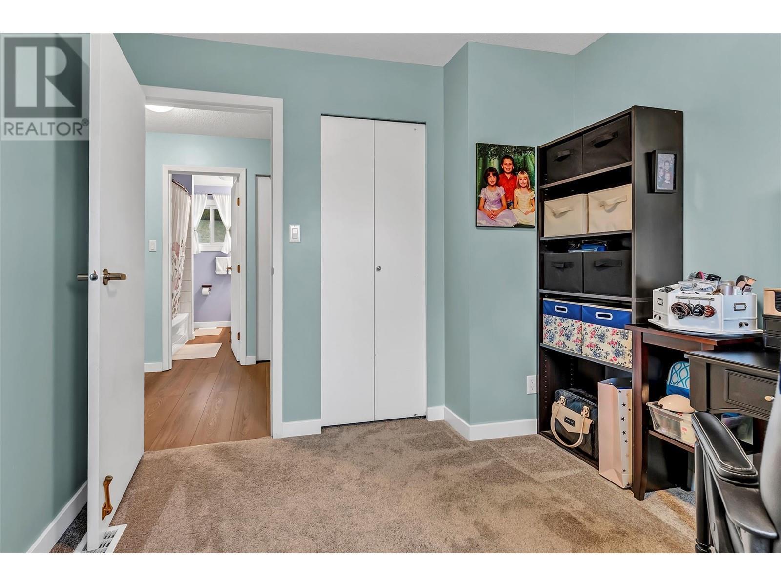 12818 Reynolds Avenue. Summerland, British Columbia