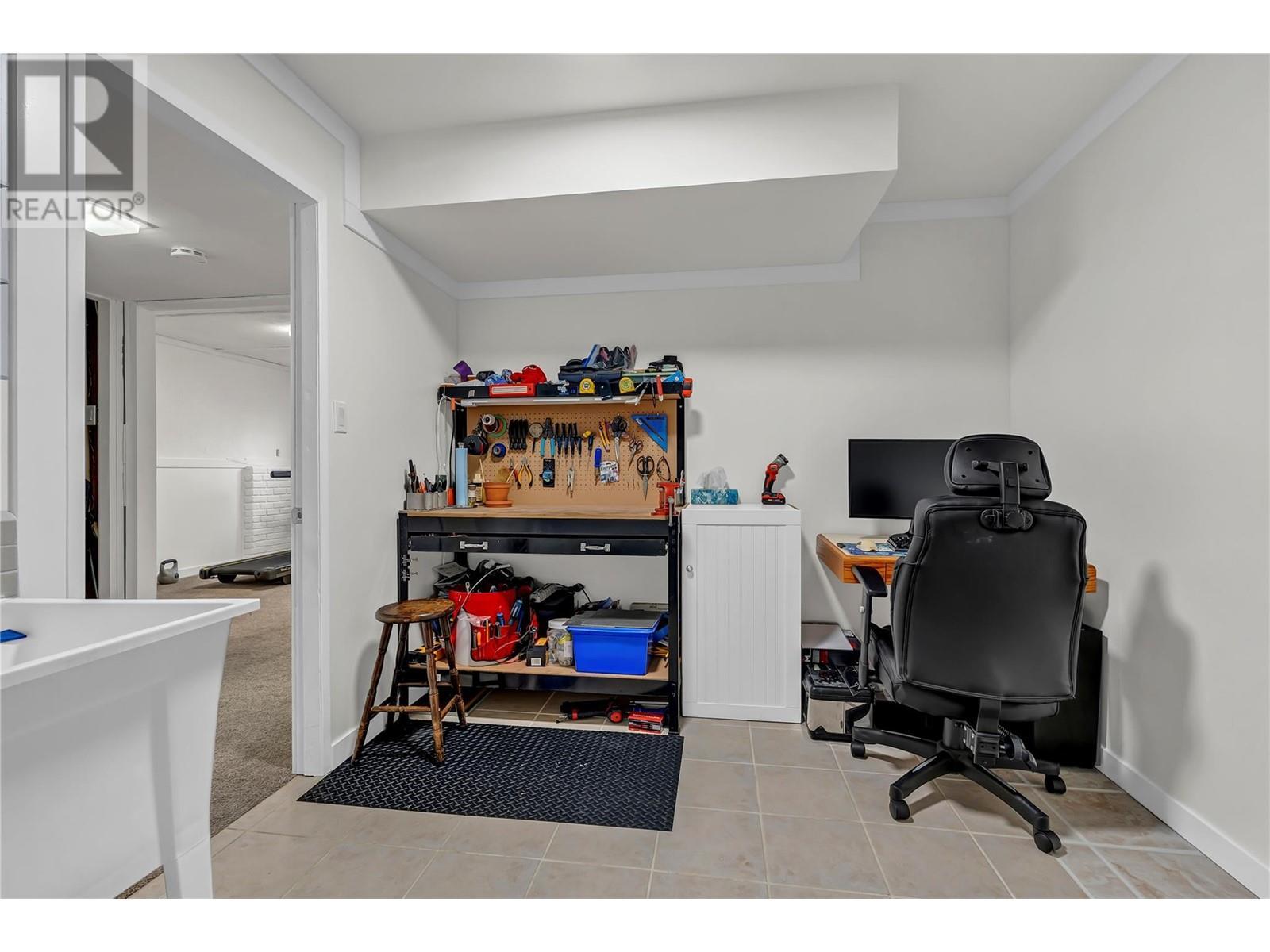 12818 Reynolds Avenue. Summerland, British Columbia