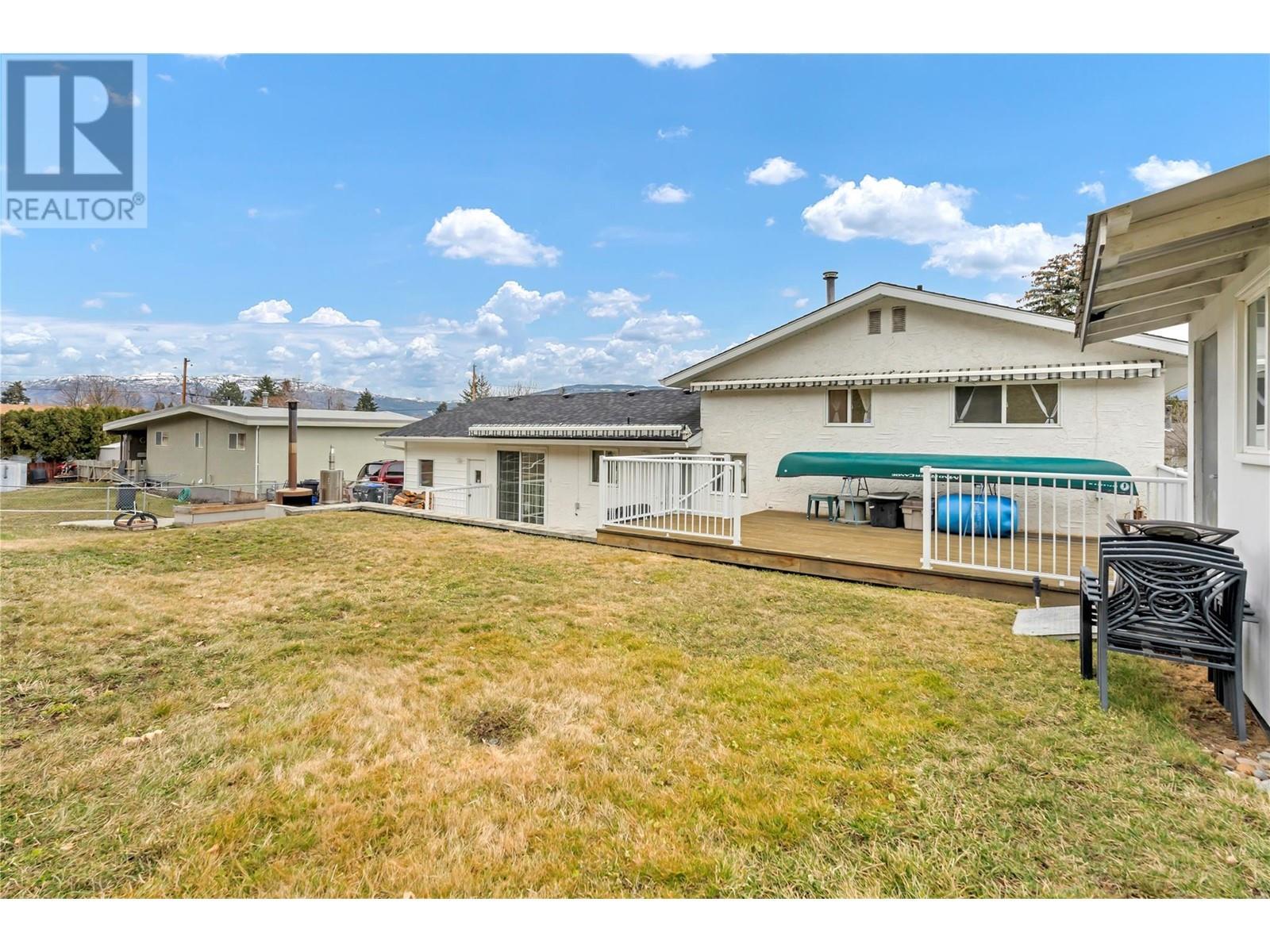 12818 Reynolds Avenue. Summerland, British Columbia