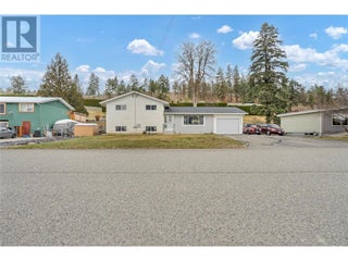 12818 Reynolds Avenue. Summerland, British Columbia