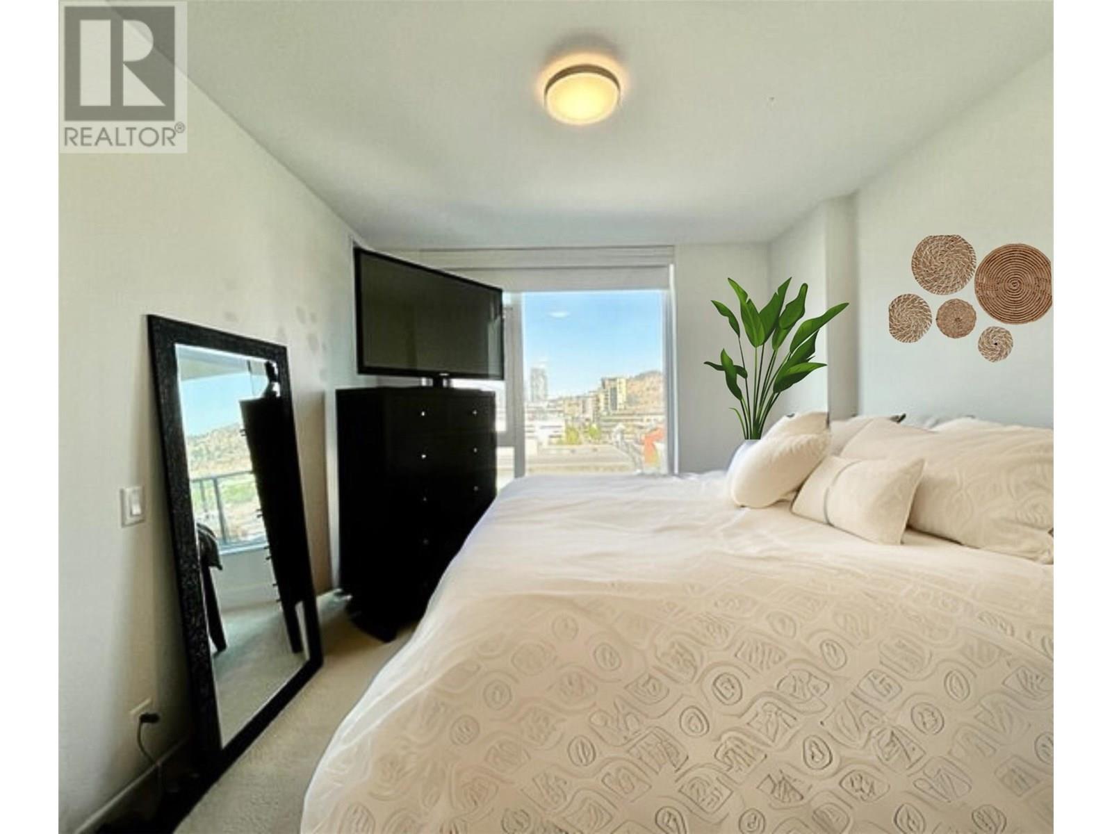 1588 Ellis Street Unit# 701. Kelowna, British Columbia