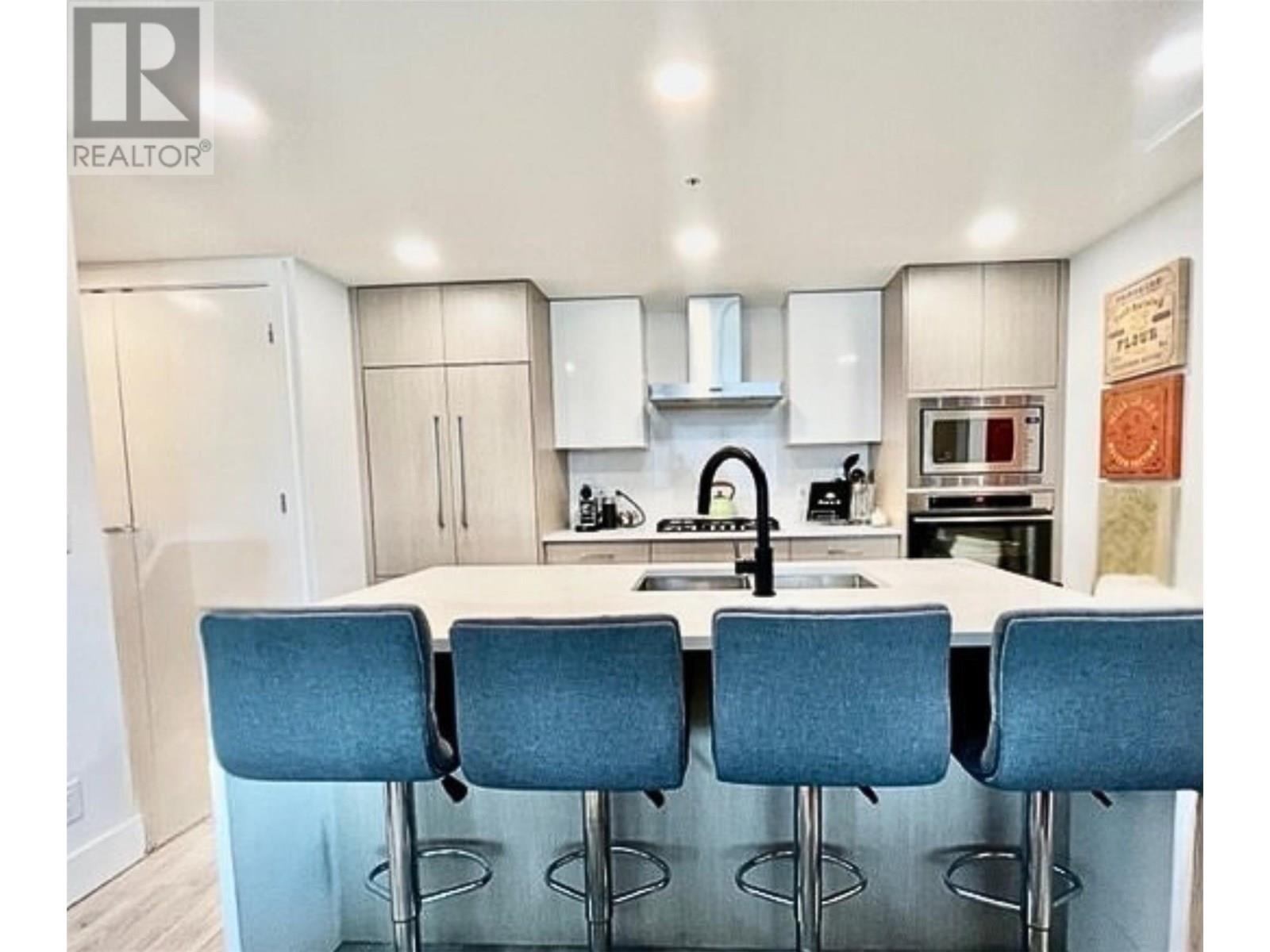 1588 Ellis Street Unit# 701. Kelowna, British Columbia