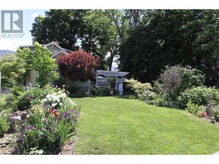 1024 Rutland Road. Kelowna, British Columbia