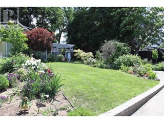 1024 Rutland Road. Kelowna, British Columbia