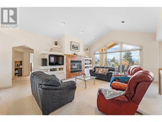 307 Sandpiper Court. Kelowna, British Columbia