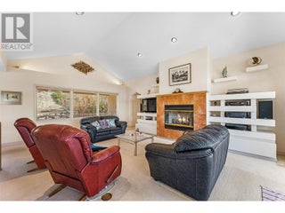 307 Sandpiper Court. Kelowna, British Columbia