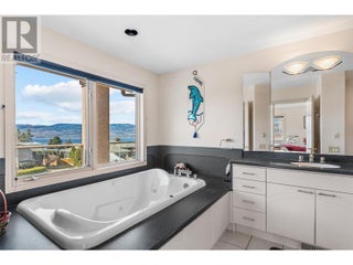 307 Sandpiper Court. Kelowna, British Columbia